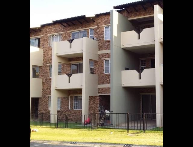 2 BEDROOM SECTIONAL TITLE FOR SALE IN COMET